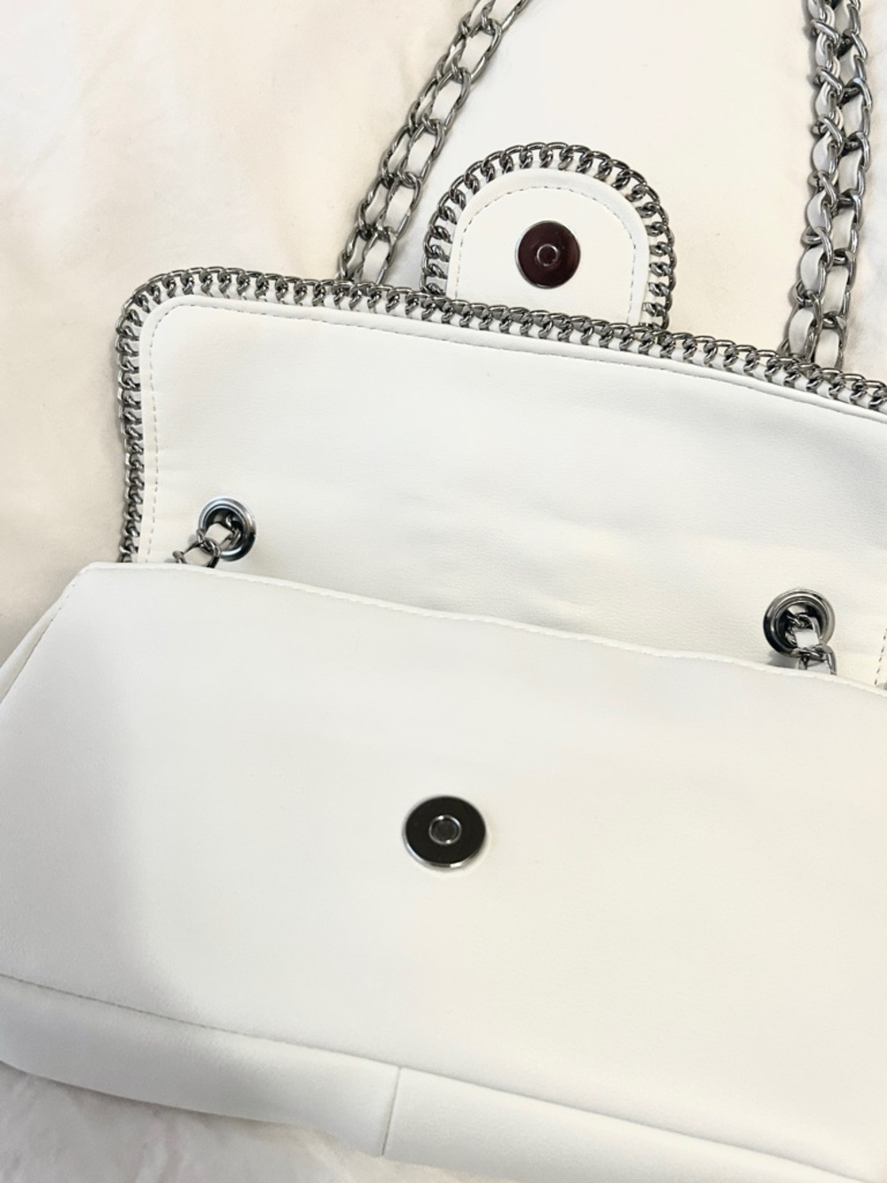 Chanel Chain Around Flap Bag - Picture 4 of 5